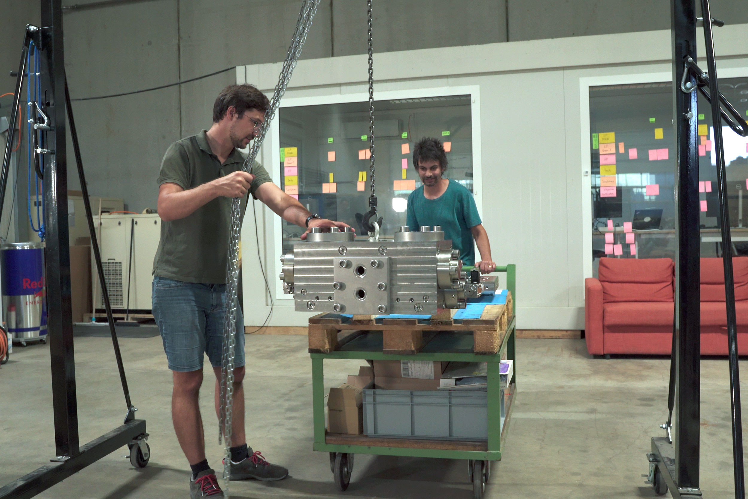 Karriere Slider Mitarbeiter Montage Arbeiten