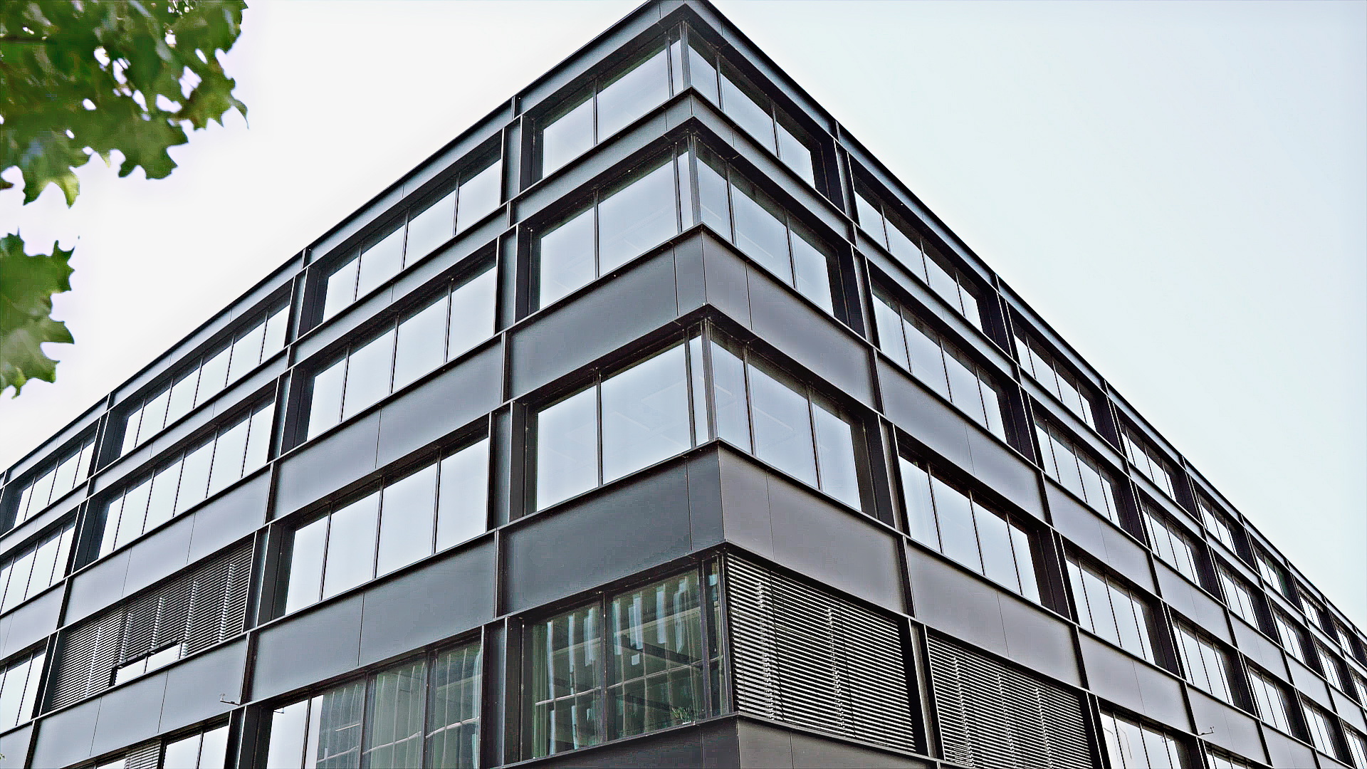 Speicher Anwendung Bürogebäude Bürogebäude mit CAES